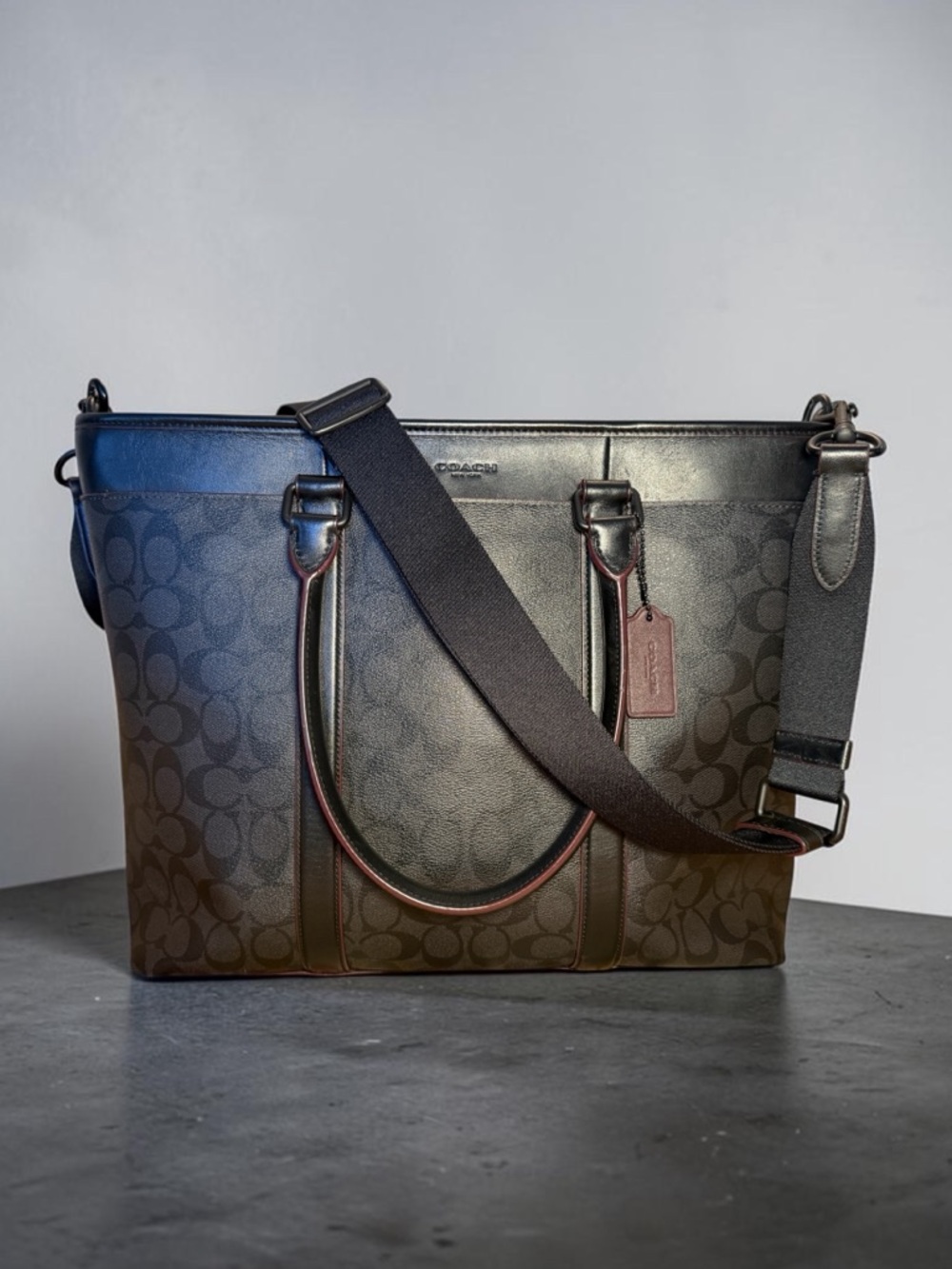 Coach Perry Business Tote F23211 Black Charcoal Signature Oxblood Unisex - Picture 1 of 10